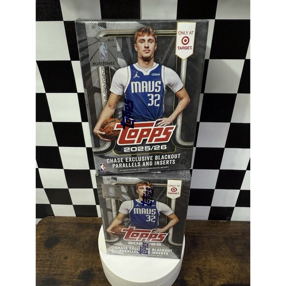 (2) 2025-26 Topps Basketball Target Exclusive Black Friday Blaster Box 2 box lot - Picture 5 of 5